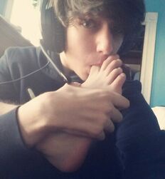 Boy feet shown twink guys teen play 