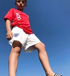 Boy feet shown twink guys teen play 