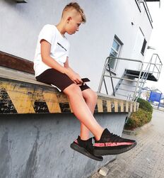 Boy feet shown twink guys teen play 