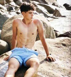 Weekend hotties strip stright twink tube guys 
