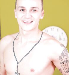 HighRes Gay Porn - Dom Cumming Solo 