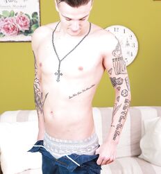 HighRes Gay Porn - Dom Cumming Solo 