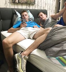 Heiße junge Männer zum ficken twink self porn 