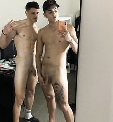Heiße junge Männer zum ficken porn gay selfie 