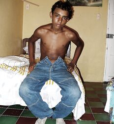 Suckable Brown Boys Give Dick to Gay Men Gay Porn 