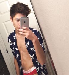 Tan Twink with Huge Dick Boys Porn Guys 