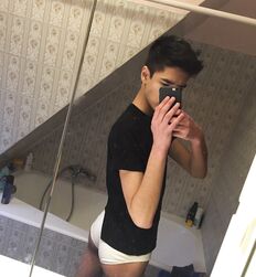 Tan Twink with Huge Dick Boys Porn Guys 