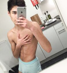 Tan Twink with Huge Dick Boys Porn Guys 
