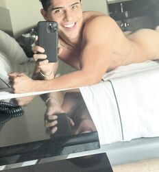 Cute guys for a Monday Super Sexy Gay Porn Tube 