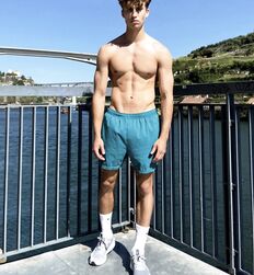MAXIMILIAN HERRMANN (MAXI VON MATTERHORN) - GERMAN MODEL GAYTUBE 