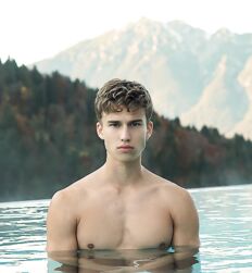MAXIMILIAN HERRMANN (MAXI VON MATTERHORN) - GERMAN MODEL GAYTUBE 