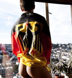 Porn GayTube Don't Look Guys 
