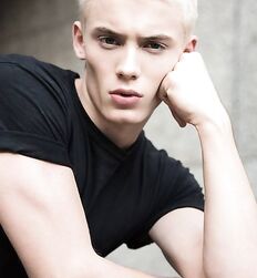 Not A Meatles Monday Beautiful Smooth Twinks Transformatiom 