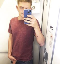 Not A Meatles Monday Beautiful Smooth Twinks Transformatiom 