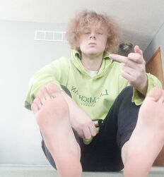 Master Casper’s Sexy Feet Porn Boys Dirty 