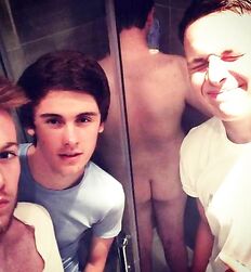 Funny shover stright buddies porn tube 