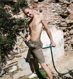 Jacub's wet long gardenhose solo Porn Tube 