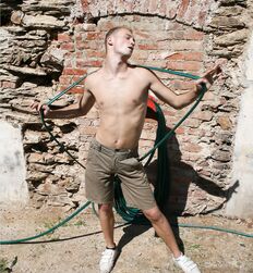 Jacub's wet long gardenhose solo Porn Tube 