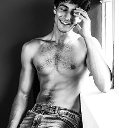 LUCA BOLT GAYTUBE 