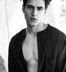 LUCA BOLT GAYTUBE 