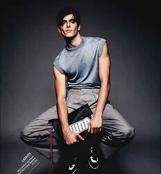 LUCA BOLT GAYTUBE 