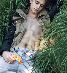 LUCA BOLT GAYTUBE 