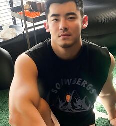Asian boys muscle jocks gay porn 