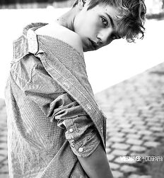 Twinkhood in Grey Twink Tube Art 