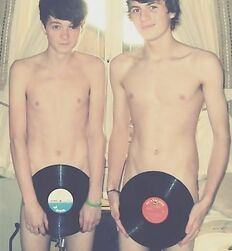 Vario twink guys selfie porn tube gay 