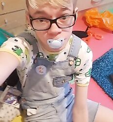 Vario twink guys selfie porn tube gay 