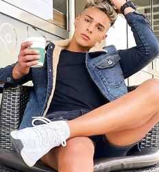 Always the beauty o twink tube guys 
