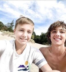 Smile make u smile set 4ya jock twink tube meat guys 