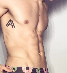 How to play the game twink tube guys game 
