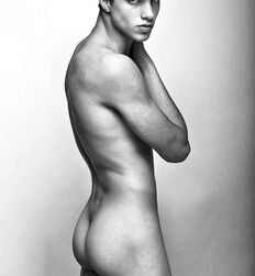 How to play the game twink tube guys game 