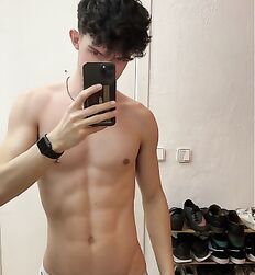 How to play the game twink tube guys game 