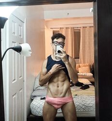 How to play the game twink tube guys game 
