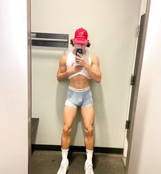 How to play the game twink tube guys game 