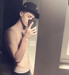 How to play the game twink tube guys game 