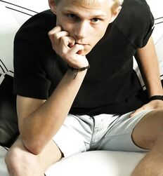19 Nitten - Yuliy Gay Twink Porn 