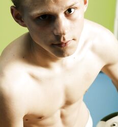 19 Nitten - Yuliy Gay Twink Porn 