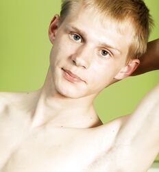 19 Nitten - Yuliy Gay Twink Porn 