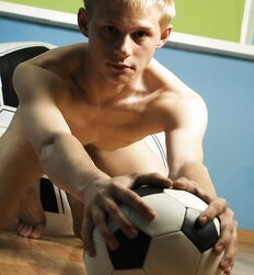 19 Nitten - Yuliy Gay Twink Porn 