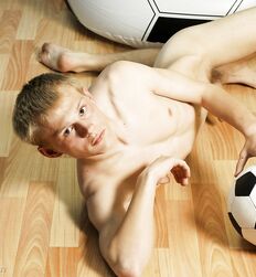 19 Nitten - Yuliy Gay Twink Porn 