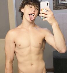 Lads and Friends Twink Porn Tube Buddies 
