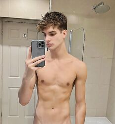 Lads and Friends Twink Porn Tube Buddies 