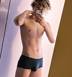 Issac Ukrainian guy twink porn 