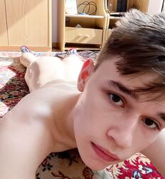 Issac Ukrainian guy twink porn 