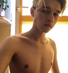 Issac Ukrainian guy twink porn 
