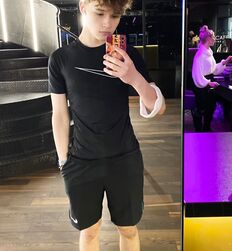 Issac Ukrainian guy twink porn 
