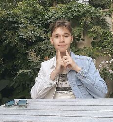 Issac Ukrainian guy twink porn 